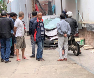 Rơi từ tầng 20 khách sạn xuống trúng đầu ô tô 4 chỗ, người đàn ông tử vong