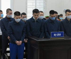 Nhiều cảnh sát giao thông ở Hà Nội bị tống tiền