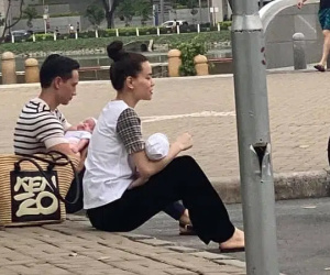 Thích thú trước hình ảnh đời thường của Hồ Ngọc Hà và Kim Lý khi đưa hai con đi dạo phố