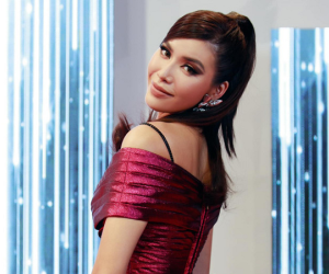 Minh Tú 'đanh đá' của 3 năm trước nay đã trở thành bà bầu Thúy Liễu đáng yêu, sẵn sàng nhắc bài cho đội đối thủ