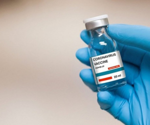 Vaccine Covid-19 hiện hành có thể bảo vệ con người trước biến thể virus ở Anh