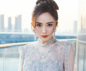 Tinh Quang Đại Thưởng 2020: Dương Mịch, Dương Tử - Triệu Lệ Dĩnh lộng lẫy trên thảm đỏ