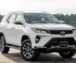 Loạt SUV 7 chỗ khuấy động thị trường Việt Nam năm 2020: Xe cắt trang bị, xe thêm cả tá 'đồ chơi'