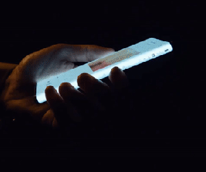 Xiaomi lộ nghi vấn sẽ có smartphone màn hình vòm, giá tới hơn 70 triệu?