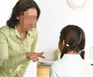 Cô giáo 'tố' con 'dốt nhất lớp', mẹ đáp trả sâu cay khiến cô ngượng tím mặt