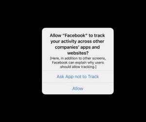 iPhone bắt đầu hỏi ý kiến việc theo dõi của các app, trong đó có Facebook
