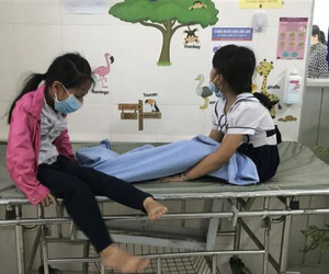 7 học sinh tiểu học nhập viện sau khi uống trà sữa