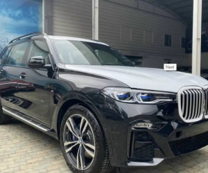 BMW X7 M Sport chính hãng về đại lý với giá thấp kỷ lục hơn 5,8 tỷ đồng, trang bị trên xe là điều đáng chú ý