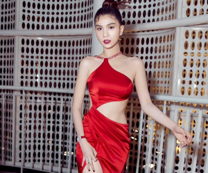 Ngọc Trinh diện váy đỏ rực khoe lưng ong mượt mà đốt mắt fan