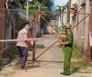 Người đàn ông tên K. nhập cảnh trái phép đi cùng 2 bệnh nhân nhiễm Covid-19 tại quận 9 dương tính với virus SARS-CoV-2