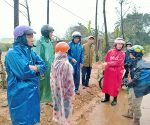 Hàng trăm người băng rừng tìm cụ ông 71 tuổi bị mất tích