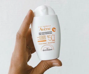 6 lọ kem chống nắng chuẩn đét cho mùa Đông, dùng xong da không bị khô mà cứ mịn căng rạng rỡ