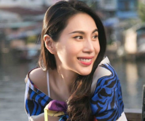 Thủy Tiên bị chỉ trích 'vô duyên, dở hơi' vì hành động này khi đi uống cafe