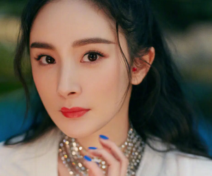 Dàn sao Hoa ngữ đổ bộ sự kiện countdown cuối năm: Dương Mịch đẹp như nữ thần, Angelababy - Huỳnh Hiểu Minh 'né nhau' sau tin đồn ly hôn