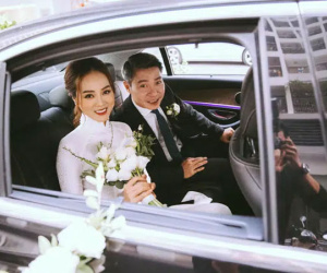 Lễ ăn hỏi ấm cúng của NSND Công Lý và cô dâu kém 15 tuổi: Cô dâu thay áo dài trắng theo chú rể về nhà chồng