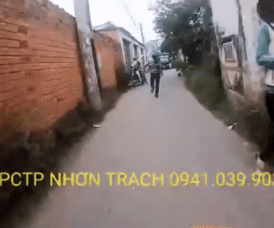 Video: Màn truy đuổi, bắt trộm xe máy gay cấn như phim hành động