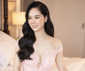Hoa hậu Việt Nam Mai Phương bất ngờ tái xuất sau 18 năm đăng quang, nhan sắc và body khiến dân tình mắt tròn mắt dẹt