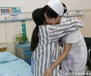 Thiếu nữ 17 tuổi bị suy thận, phải lọc máu suốt đời vì duy trì 3 thói quen xấu