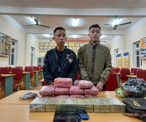 Con đường từ học sinh ngoan đến 'vực thẳm' ma túy của 2 học sinh THPT