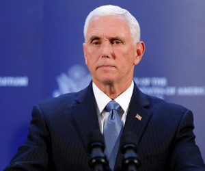 Phó tổng thống Mike Pence nói với ông Trump không thể thách thức kết quả bầu cử