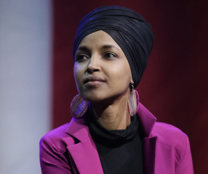 Nghị sĩ Mỹ tuyên bố chuẩn bị giấy tờ để bãi nhiệm tổng thống Trump