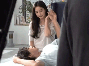 Knet xuýt xoa ghen tị vì loạt khoảnh khắc hậu trường tình bể bình của Kim Tae Hee và Bi Rain