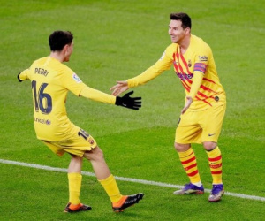 Messi lập cú đúp đưa Barca vào top 3