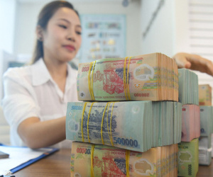 Tín dụng tăng vọt tuần cuối cùng năm 2020