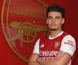 Arsenal đón tân binh đầu tiên trong kì CN mùa Đông
