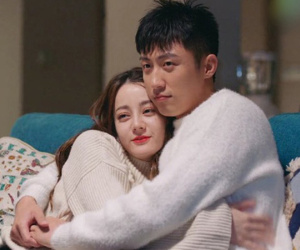 Biến căng: Địch Lệ Nhiệt Ba bị tình cũ của Hoàng Cảnh Du 'đâm lén' sau lưng, tung tin là tiểu tam giật bồ?