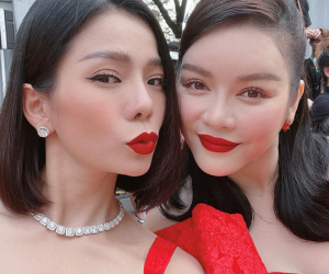 Hai 'chị đại' Vbiz Lệ Quyên - Lý Nhã Kỳ đọ sắc trong một khung hình, dân tình cảm thán: Bức ảnh phát ra tiếng kim cương, hột xoàn đây rồi!