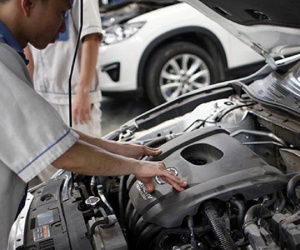 Những tiếng ồn lạ trên ô tô tài xế nên chú ý