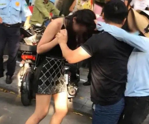 Thật bất ngờ: Cô gái được cho là 'Tuesday' bị đánh ghen ầm ĩ trên phố Lý Nam Đế đã Nam tiến, trở thành người mẫu với diện mạo quá khác biệt!?