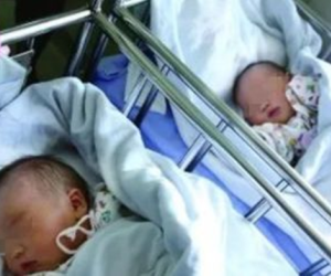 Hai chị em sinh đôi mang thai cùng lúc, sinh cùng ngày, hai đứa con giống nhau một cách kỳ lạ, xét nghiệm ADN mới phát hiện sự thật khó tin