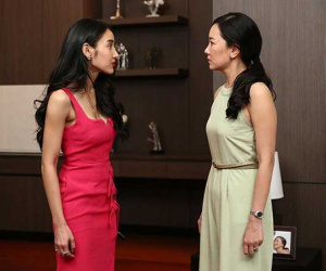 Khinh con dâu xấu lùn, bất tài, một lần lên công ty con trai mẹ chồng run trước cảnh tượng