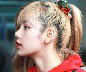 Lisa hói đầu, trai đẹp rụng tóc lả tả vì tẩy tóc: Bạn cần ghim ngay những tip này nếu đang định "đảo ngói" cuối năm