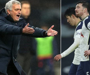 Mourinho nổi nóng với cầu thủ Tottenham khi liên tục để mất điểm