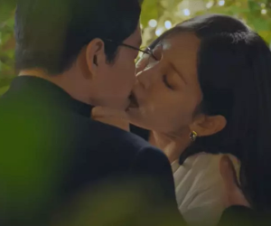 Cuộc chiến thượng lưu tập đặc biệt: Seo Jin xấu hổ với bố mẹ chồng, Oh Yoon Hee bị chồng ghen vì cảnh hôn còn bóp mông Ju Dan Tae