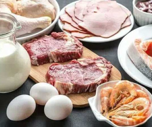Ăn quá nhiều protein sẽ làm tổn thương thận, tăng nguy cơ ung thư, 5 dấu hiệu cảnh báo bạn ăn quá nhiều protein