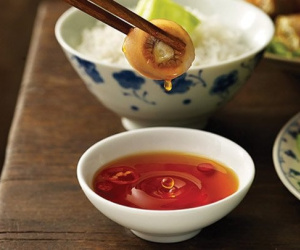 4 sai lầm tai hại khi dùng nước mắm