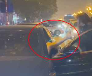 Người vợ chặn xe Mercedes của 'tiểu tam' giữa phố Hà Nội lên tiếng: Chồng tôi muốn dứt thì cô ấy lại khóc lóc, quỳ xuống
