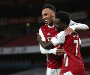 Aubameyang lập cú đúp, Arsenal bắn hạ 'Chích chòe'