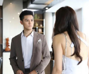 Hí hửng tưởng được dự tiệc tất niên công ty của chồng, nào ngờ bị quát 'Cho đi để mất mặt à', vợ liền tạo bất ngờ khiến anh ta điếng người
