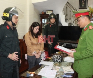 Hà Tĩnh: Triệt phá đường dây lô đề lớn nhất từ trước tới nay do 'bà trùm' 8X cầm đầu