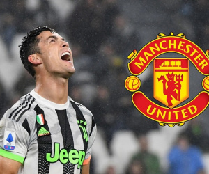 Juventus thua thảm, Ronaldo bất ngờ có động thái 'lạ' với MU