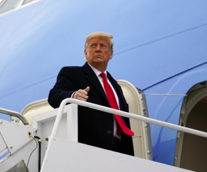 Động thái bất ngờ của ông Trump trước khi rời Nhà Trắng