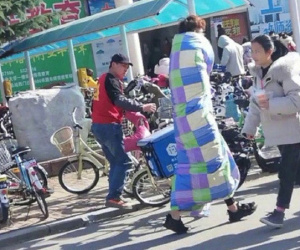 Không chịu được rét đậm rét hại, chàng thanh niên làm 1 chuyện khiến dân mạng cười ra nước mắt