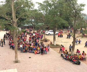 Cháy lớp học, hàng trăm học sinh tiểu học sơ tán
