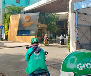 TP.HCM: Đi chuyến Grab 25 nghìn nhưng chuyển nhầm 50 triệu, hành khách 'kêu trời' vì tài xế biệt tích còn hãng xe nói không thể can thiệp
