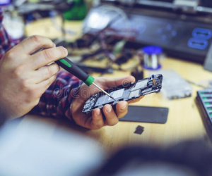 Thị trường điện thoại tân trang giảm 9% trên toàn cầu trong năm 2020